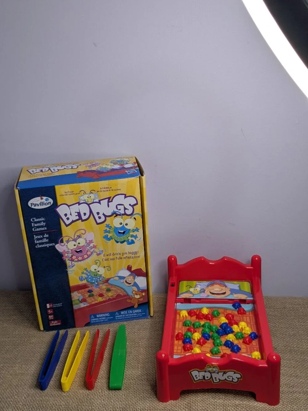 2013 Bed Bugs game By Pavilion Complete Works Toys R Us Edition 4 Players Hasbro